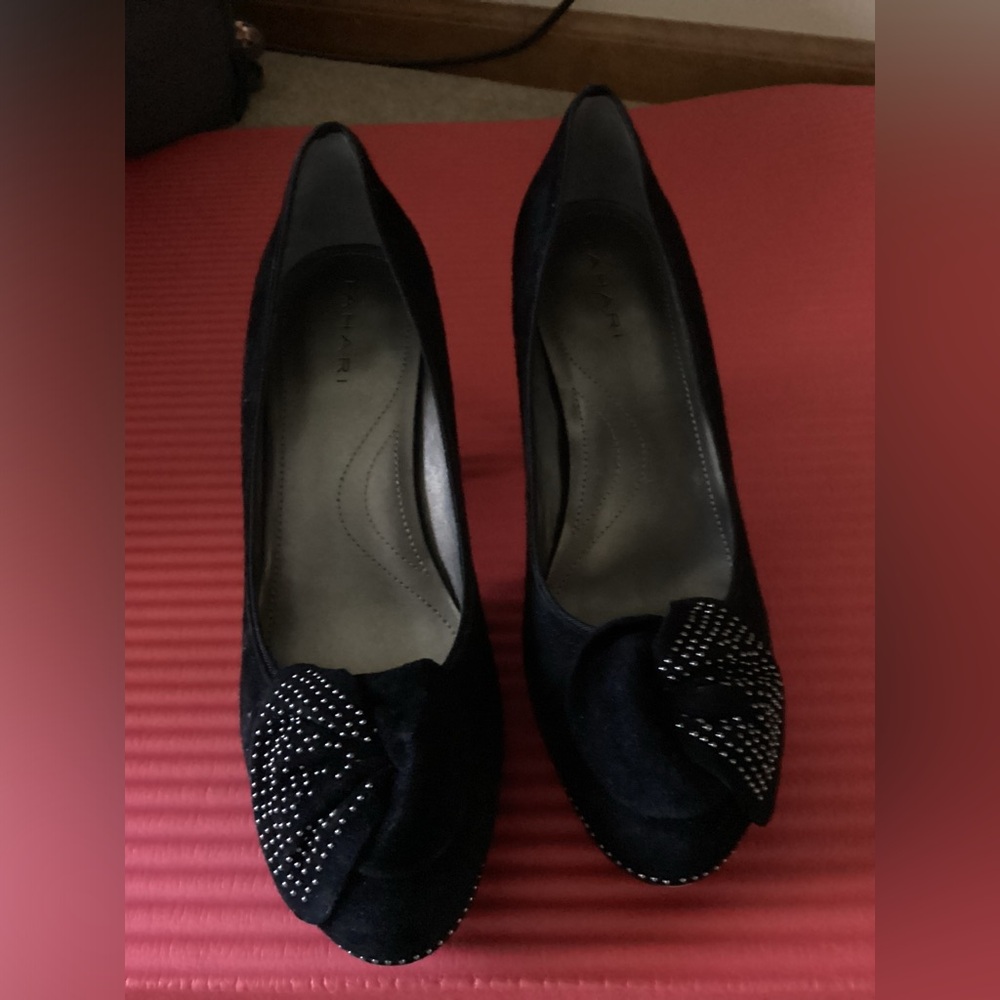 Tahari, 7.5,Black Suede Embellished Women's Pumps